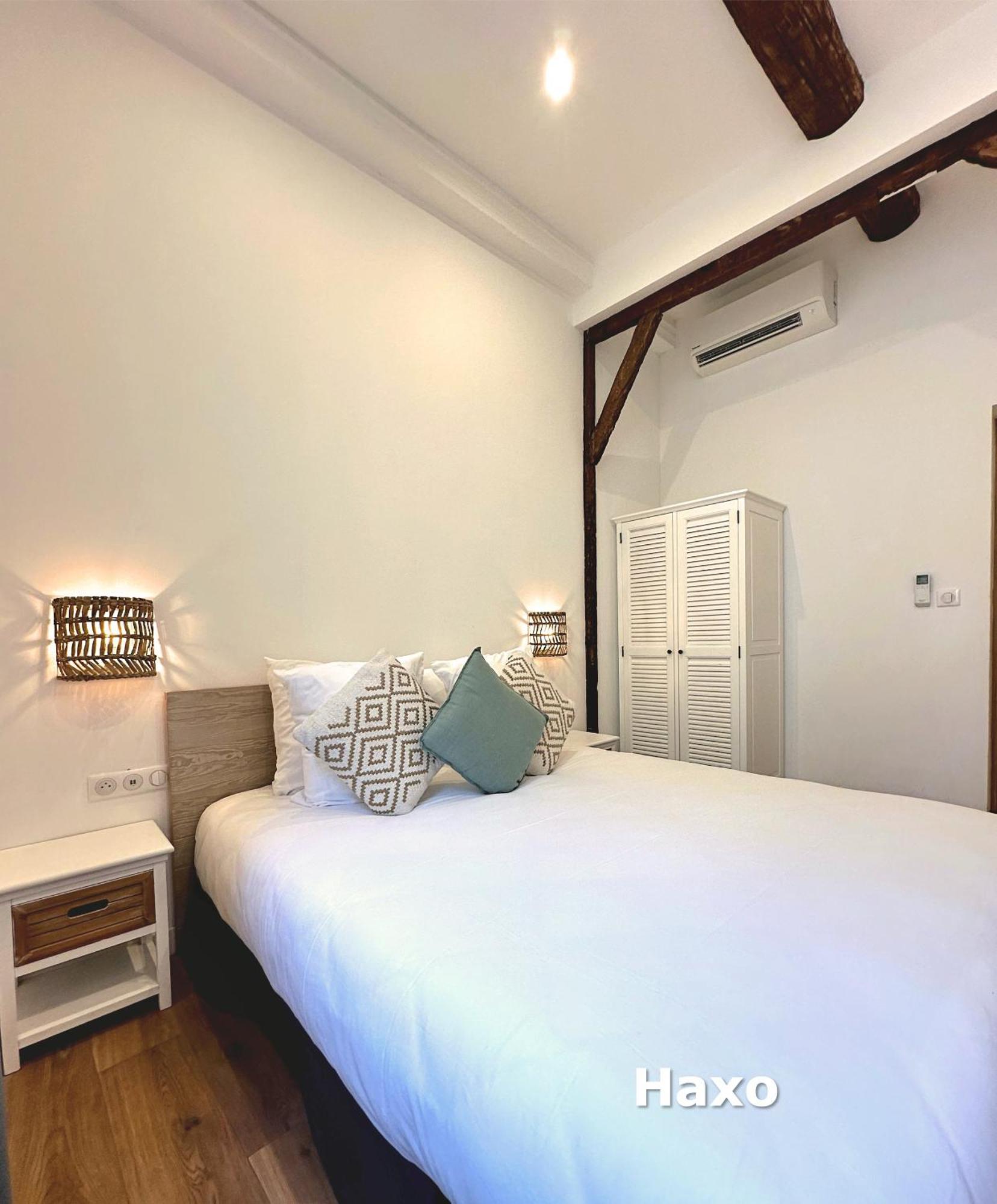 Du Vieux Port Apart-hotel