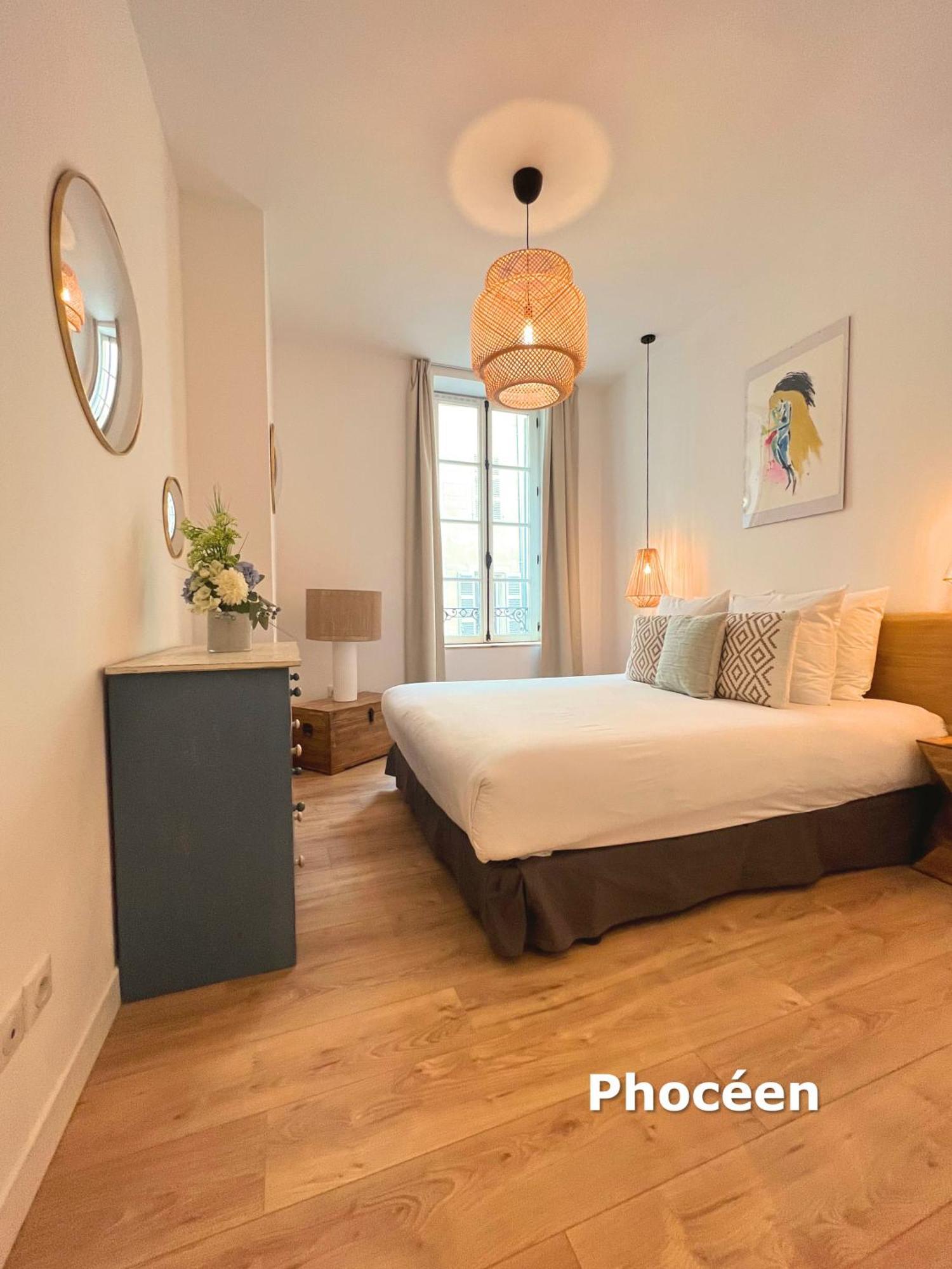 Du Vieux Port 4*