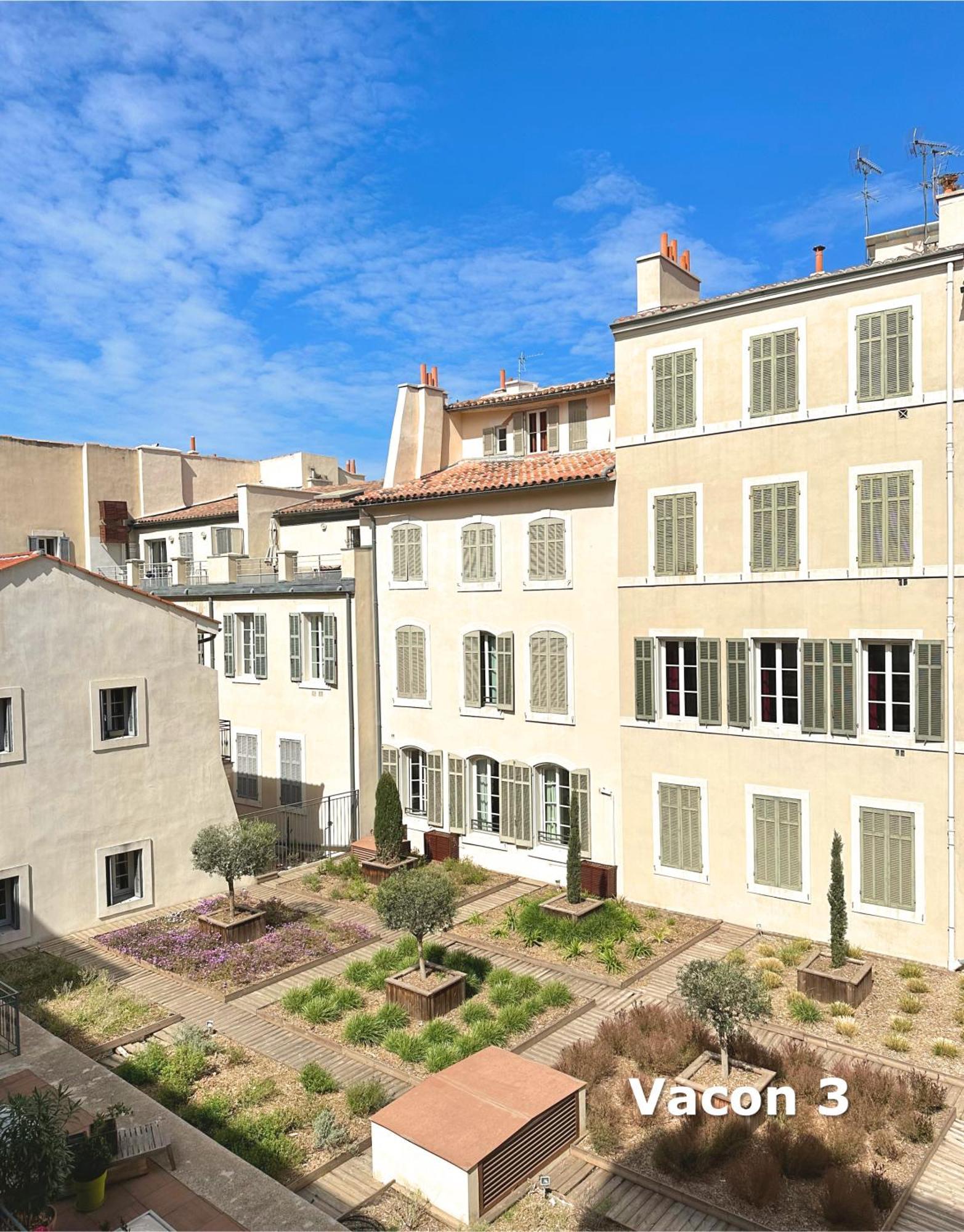Du Vieux Port 4*