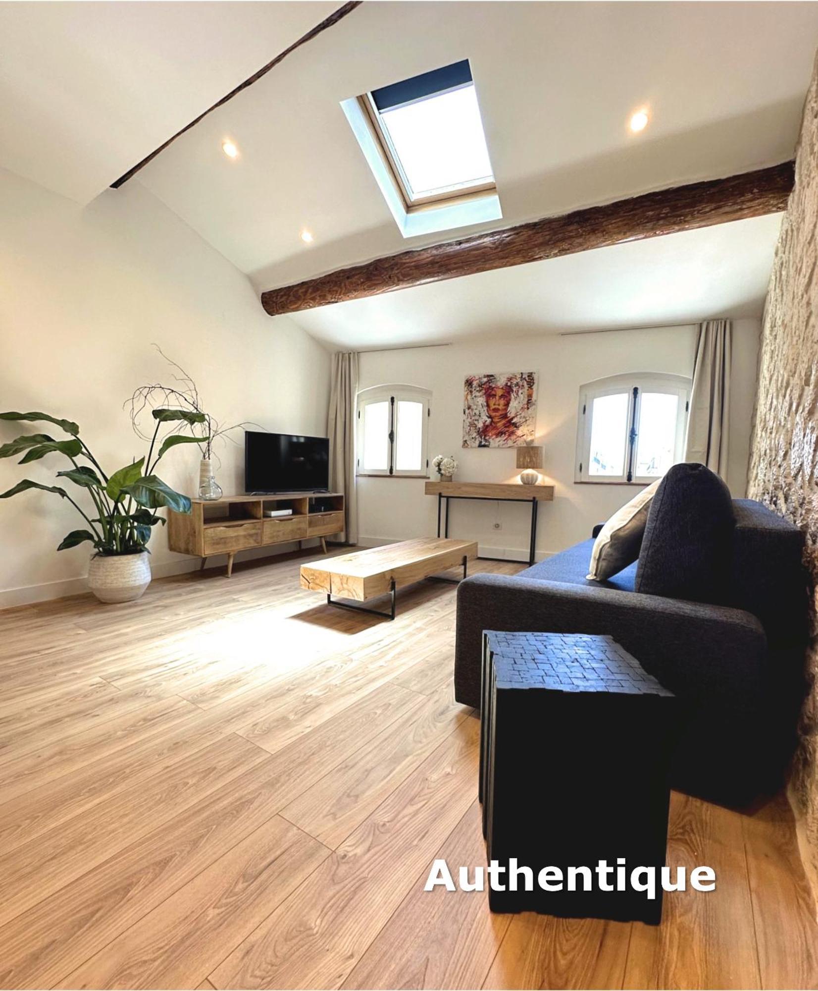 Du Vieux Port Apart-hotel 4*
