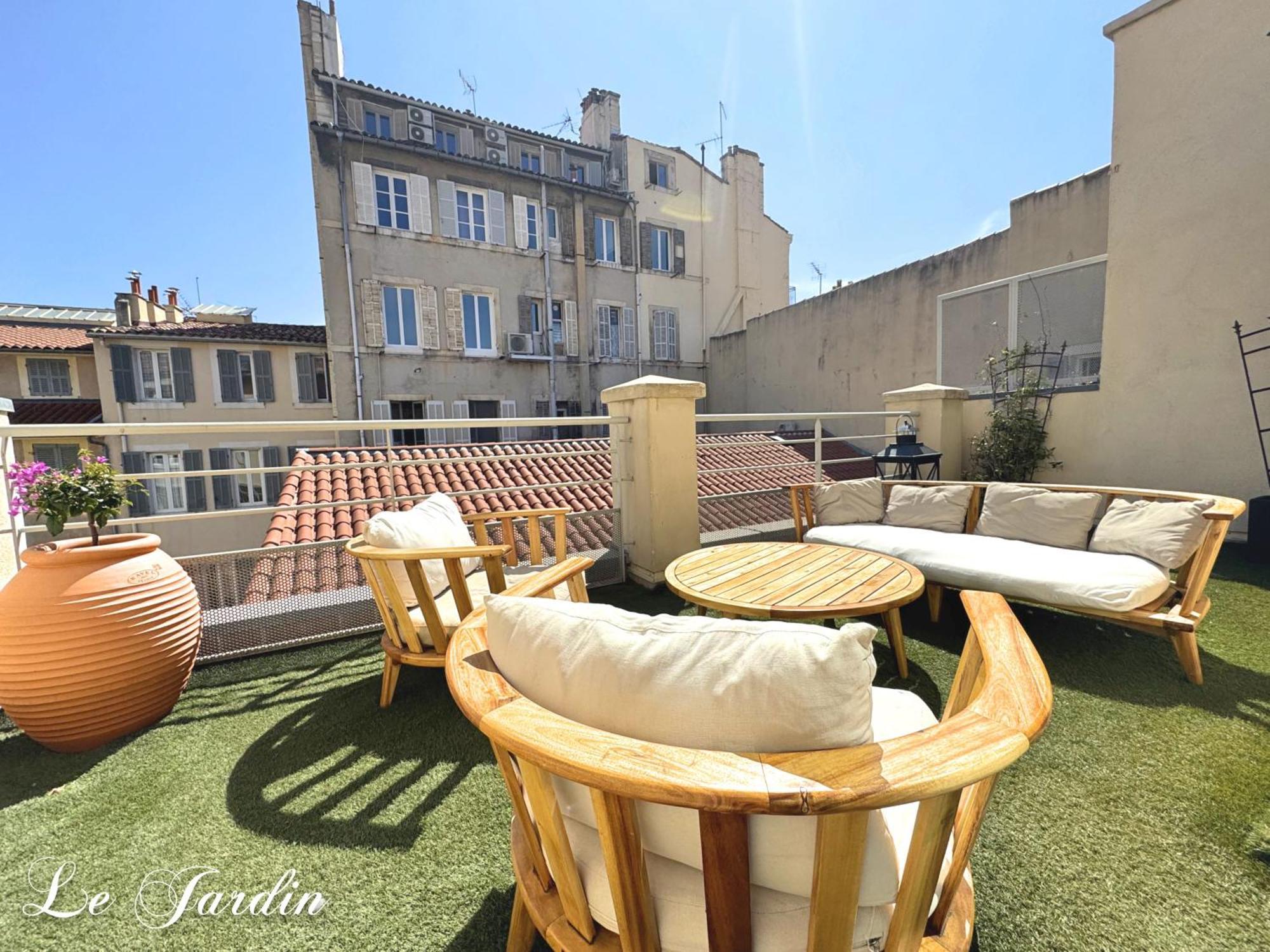 Du Vieux Port 4*